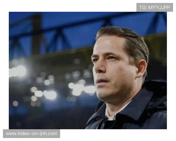 多特蒙德体育总经理里肯:球队排在第二但仍不满足,若2023年夺冠会轻松得多 多特蒙德体育总经理里肯:球队排在第二但仍不满足,若2023年夺冠会轻松得多